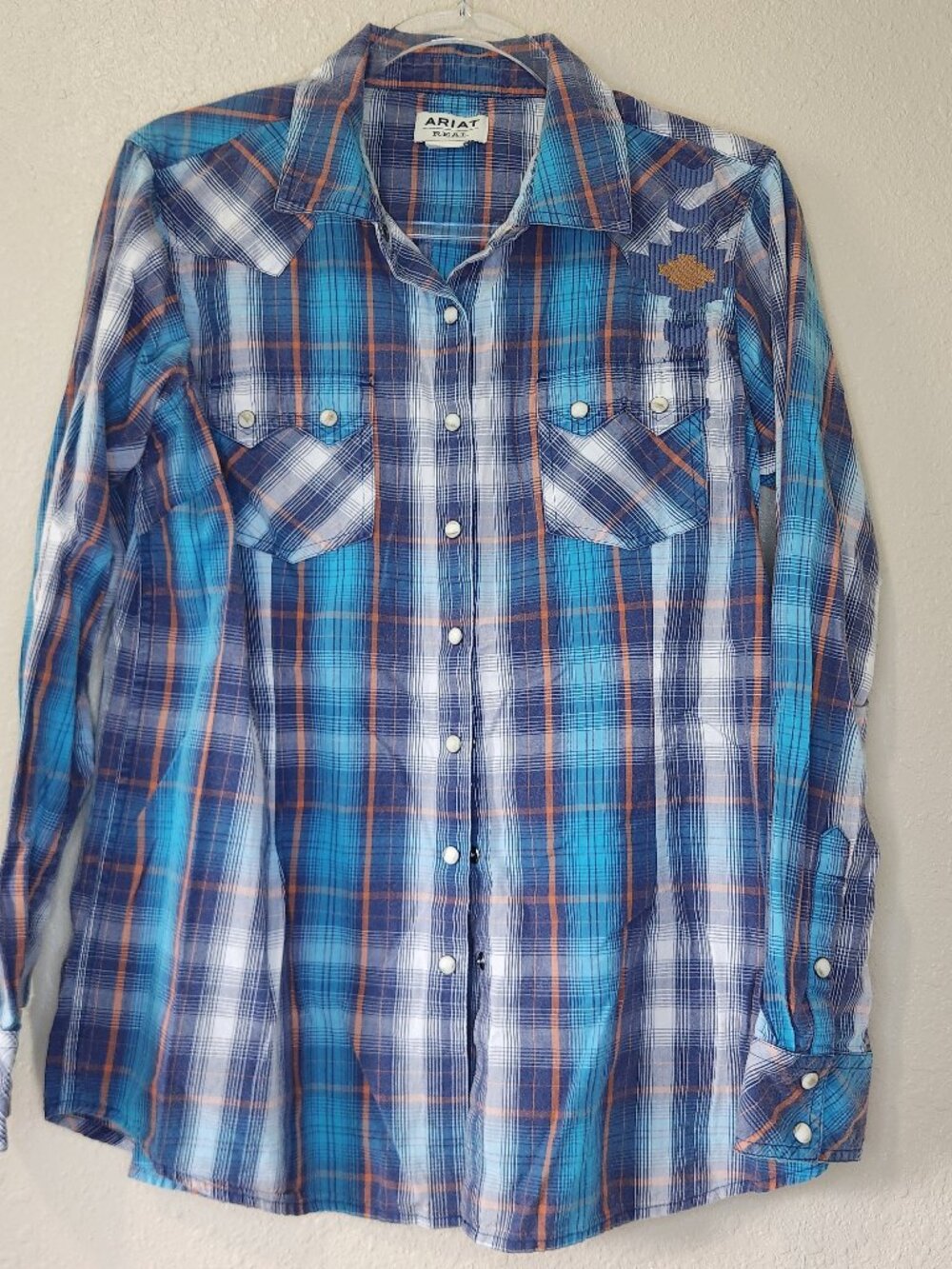 Ariat REAL Blue Plaid with Emboridery on back and left chest. size Large